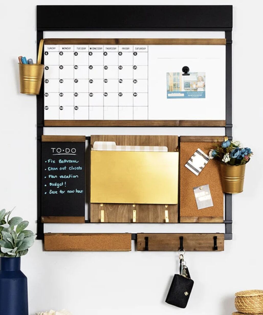 The Susan Wall Organizer