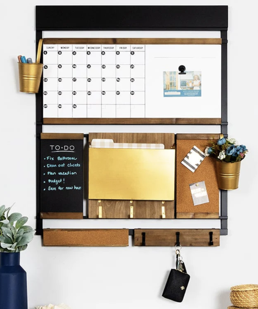 THE SUSAN Wall Organizer